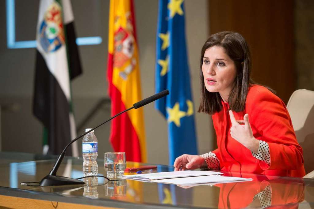 La Junta de Extremadura trabaja en el diseño de la Estrategia Salarial y Laboral para reducir la brecha de género