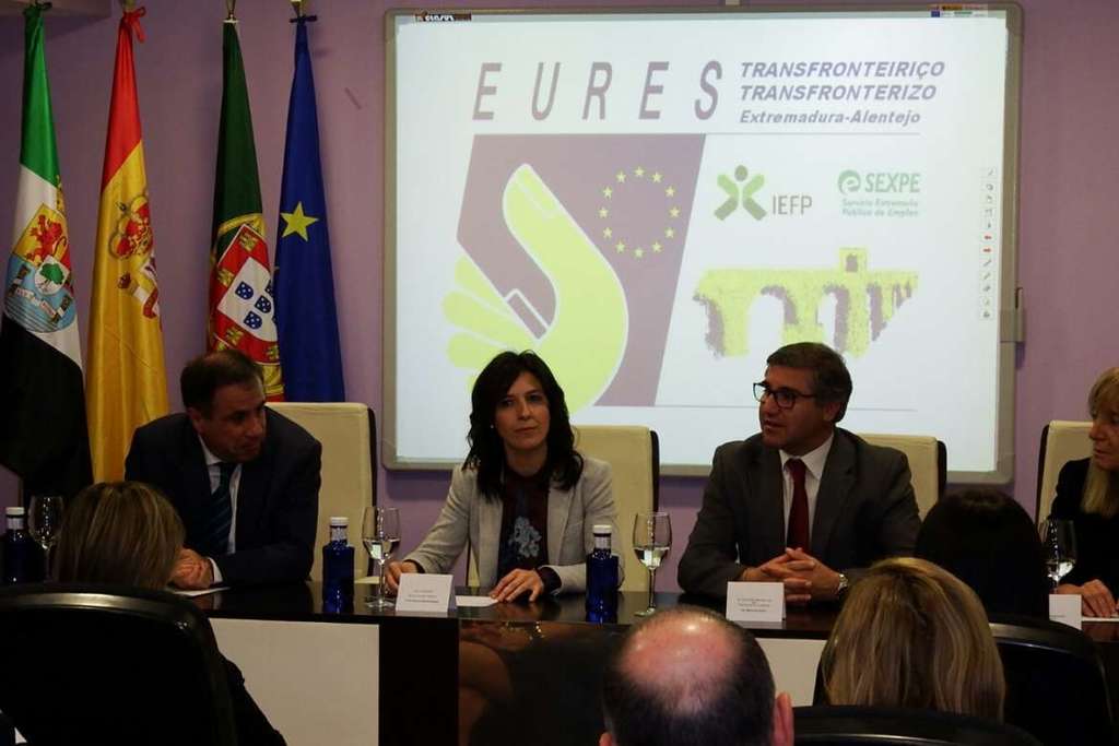 Inauguradas las oficinas de la red Eures de Badajoz y Elvas para mejorar la movilidad laboral de extremeños y portugueses