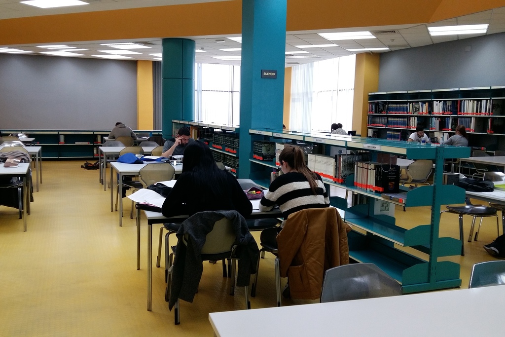 Las Bibliotecas de la región ofrecen talleres prácticos de lectura digital a través de la plataforma eBiblio Extremadura