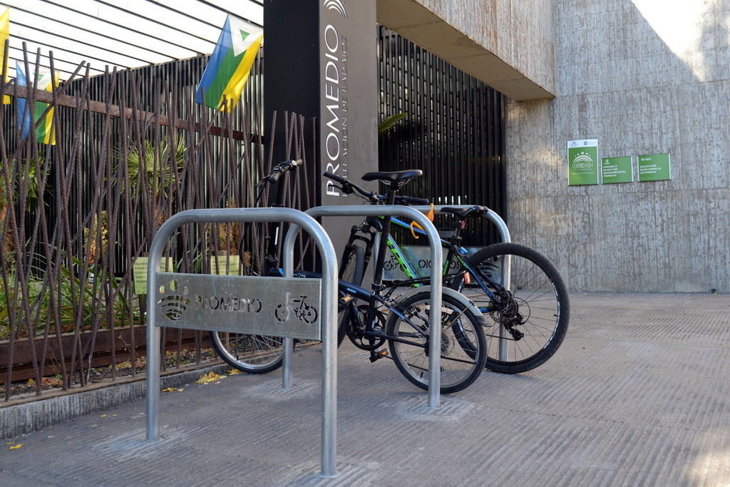 PROMEDIO incorpora aparcamientos para bicicletas al Centro I+D+i de Badajoz