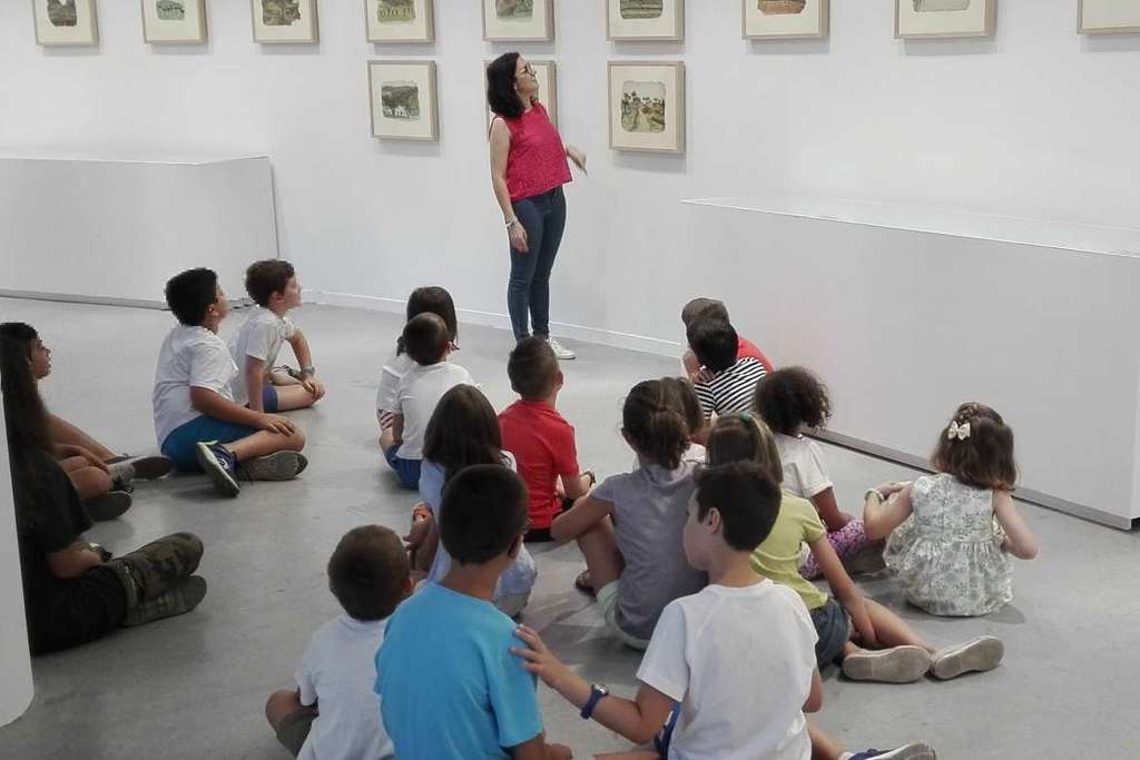 El MEIAC ofrece talleres de arte contemporáneo para todos los públicos durante el verano