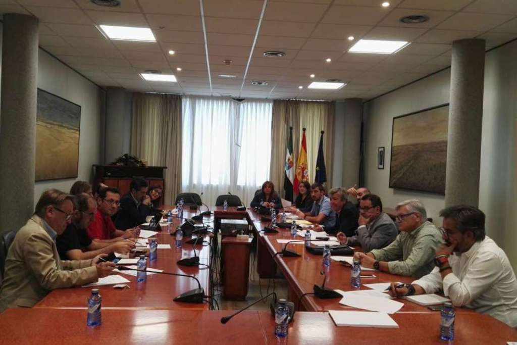 Constituida la Comisión de Trabajo de la concentración del 18-N en Madrid para pedir un tren digno para Extremadura