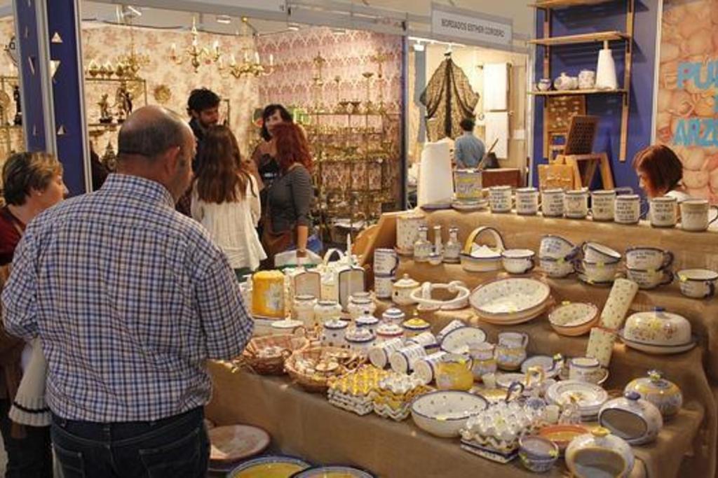 Empresas extremeñas en la Feria de la Artesanía de Castilla-La Mancha (Farcama)