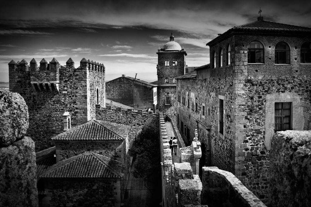 La gastronomía y el patrimonio monumental de Cáceres transporta al viajero al medievo