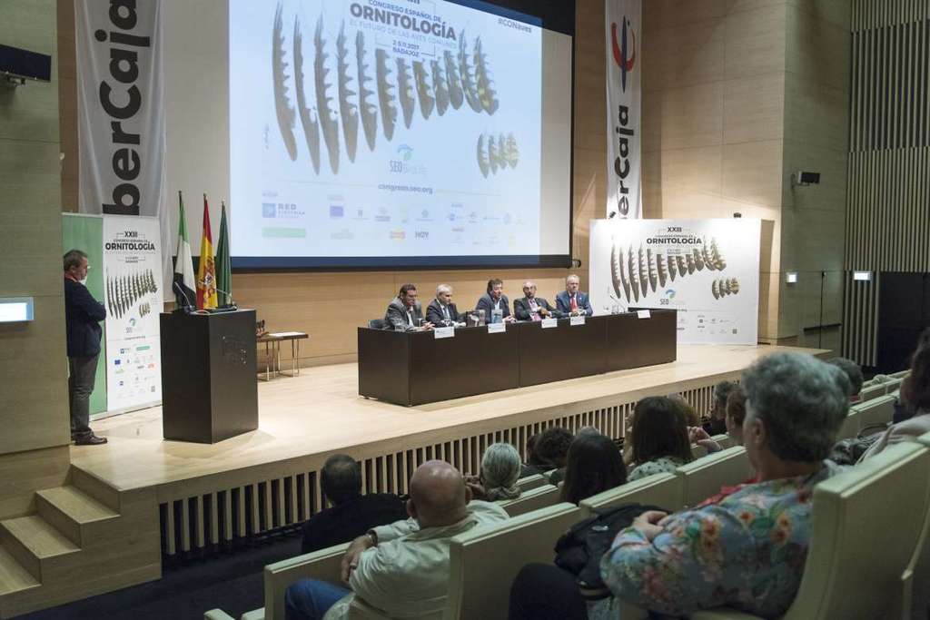 Fernández Vara destaca que Extremadura es una tierra respetuosa con el medio ambiente, el ecosistema y los animales