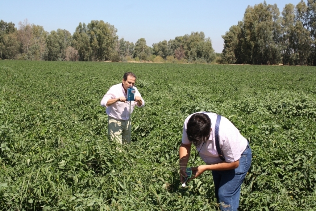 CICYTEX organiza una jornada en la finca La Orden sobre tecnologías para la gestión del riego y la fertilización