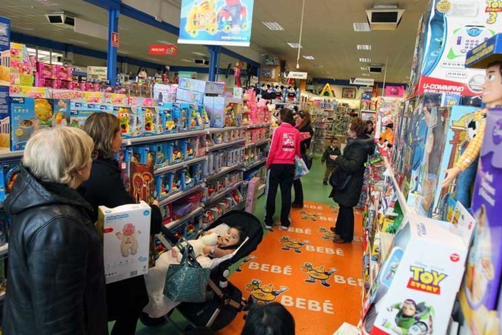 Consumo inicia una campaña de juguetes para una “Navidad segura para los más pequeños”
