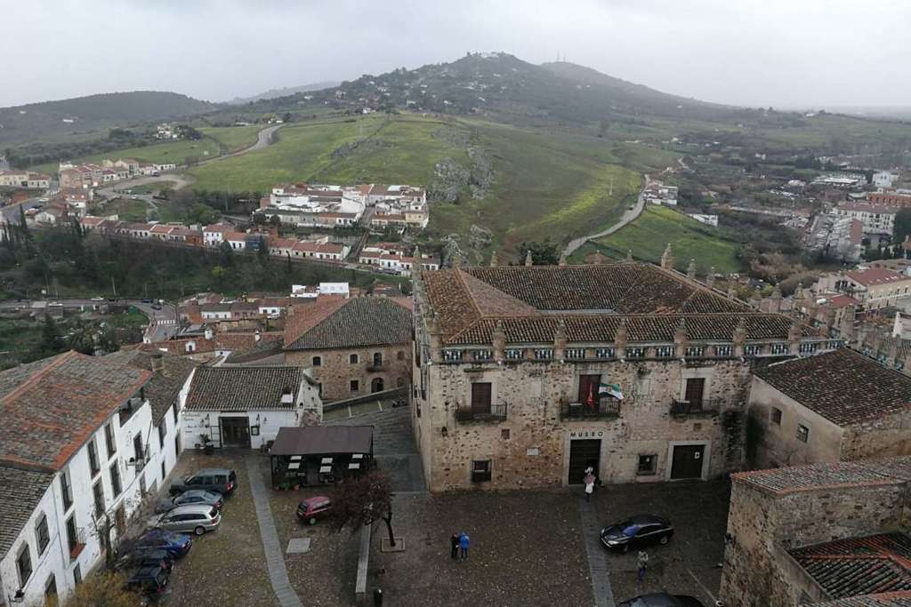 Apertura al público de la torre del Palacio de las Cigüeñas de Cáceres