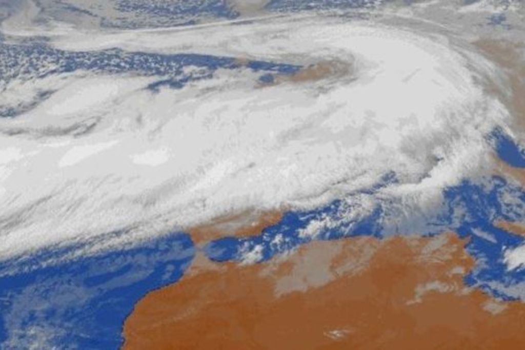 El Centro 112 Extremadura activa la alerta por viento y lluvia en diversas zonas de la Comunidad Autónoma mañana viernes