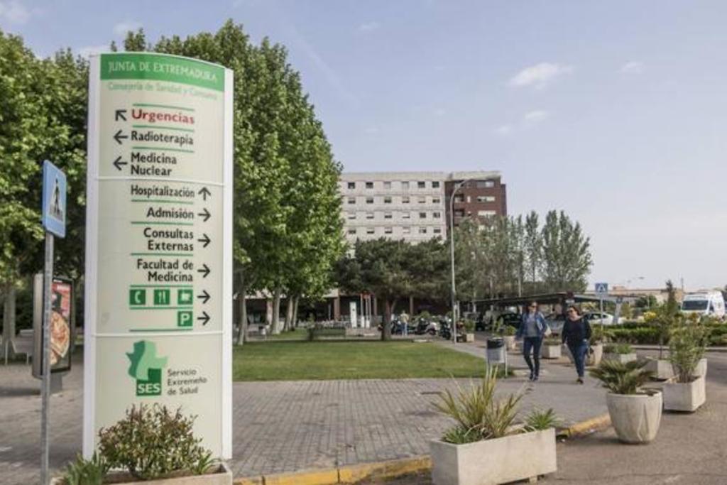 El Hospital Universitario de Badajoz realiza en Extremadura el primer trasplante de hígado dividido para dos receptores