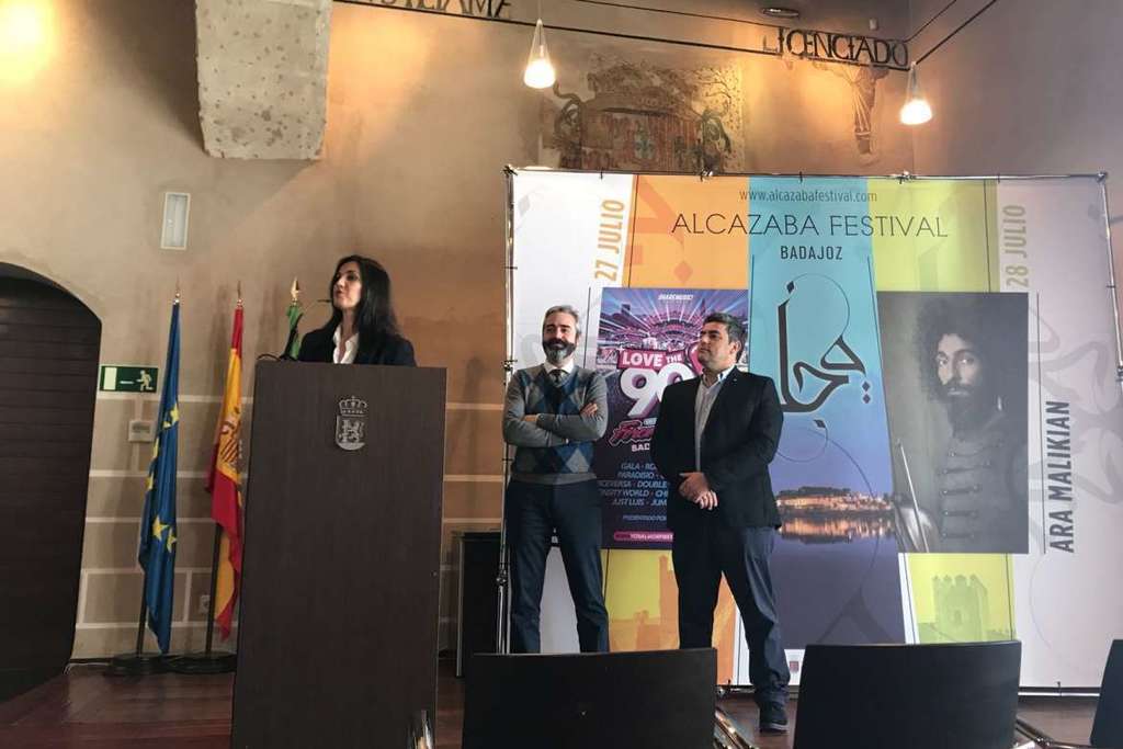 La secretaria general de Cultura destaca la conjunción de patrimonio y cultura en el Alcazaba Festival