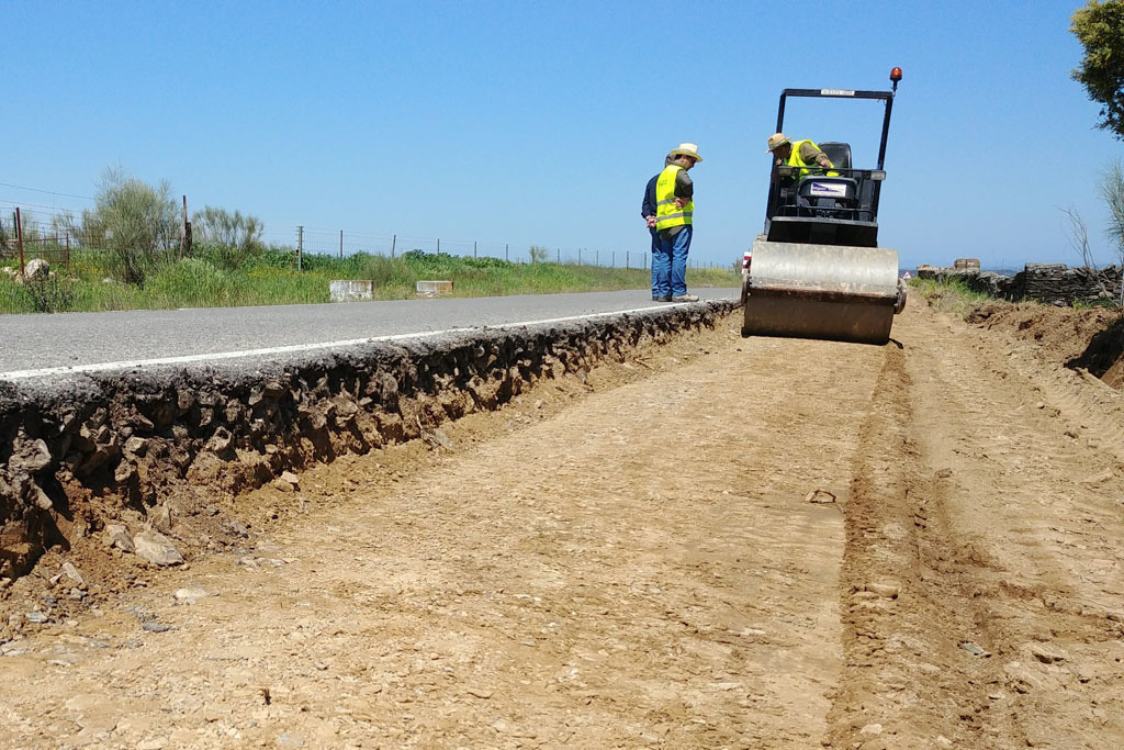 La Diputación de Cáceres acomete obras en la carretera CC-27.1, de Plasenzuela a la A-58