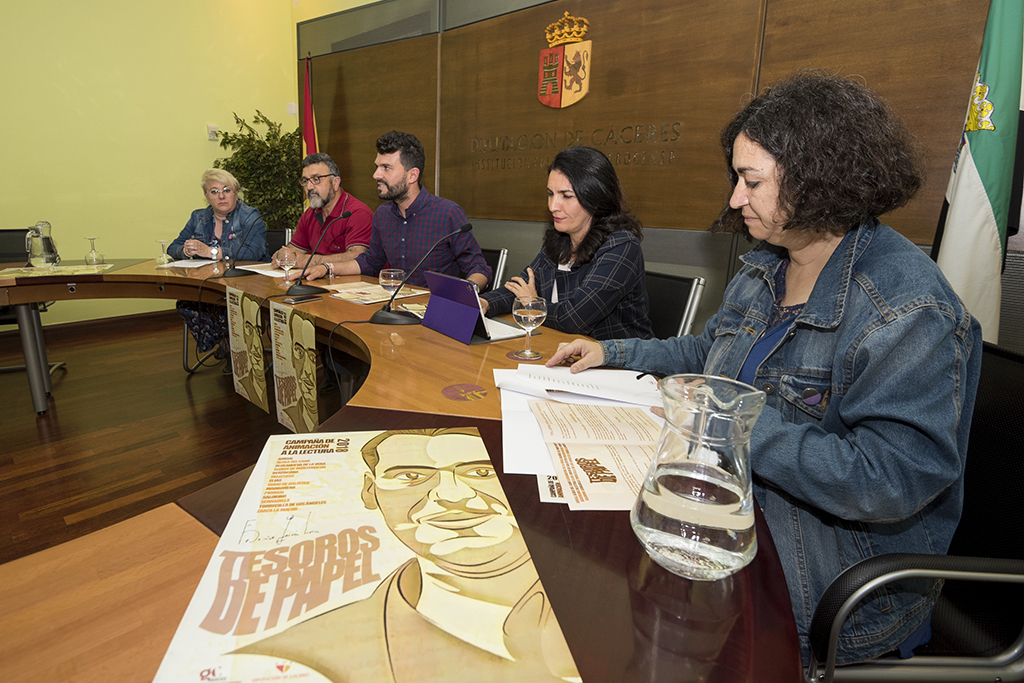 La XIV Campaña de Fomento a la Lectura “Tesoros de papel” de la Diputación llega a 14 municipios con Lorca como guía