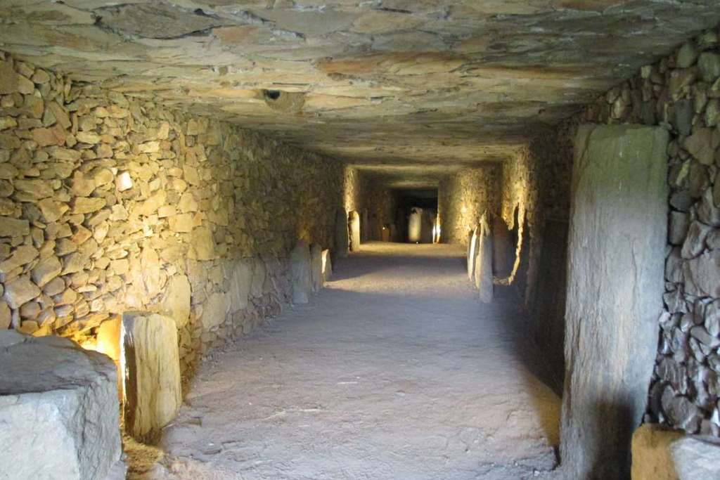 Cultura incoa expediente para declarar el sepulcro megalítico de la Granja del Toriñuelo, de Jerez de los Caballeros, Bien de Interés Cultural