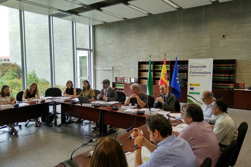 El Comité de Seguimiento del Programa de Desarrollo Rural de Extremadura FEADER 2014-2020 evalúa su implementación y resultados