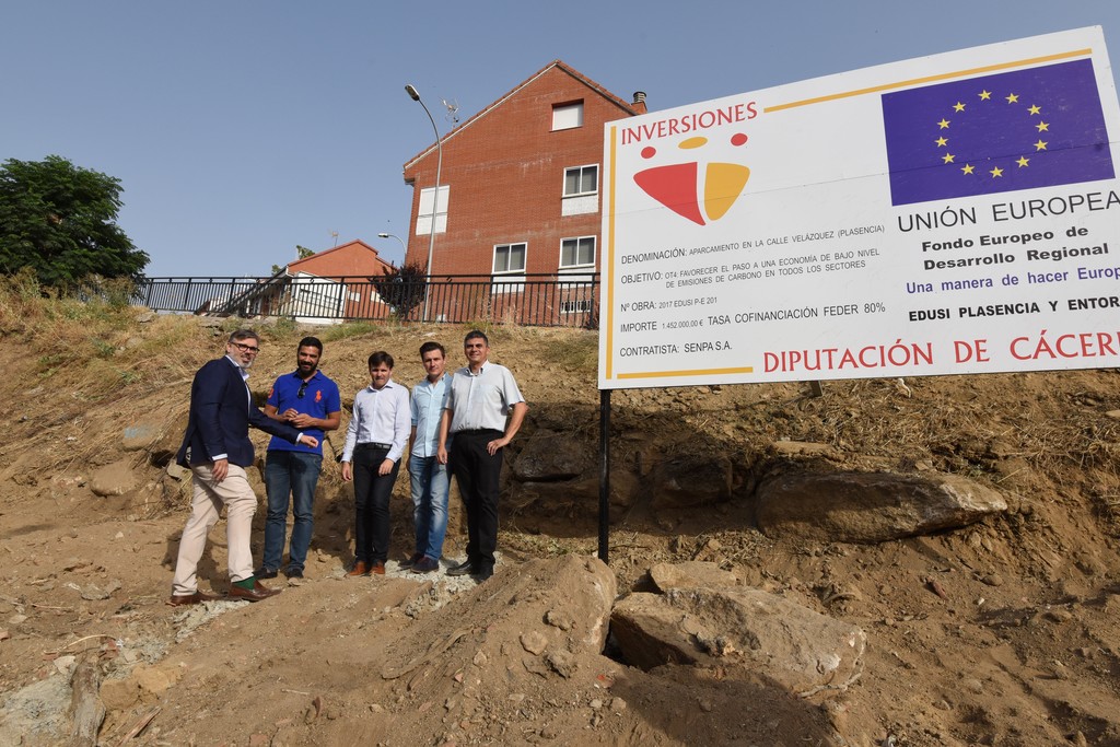 Comienzan las obras del parking de la c/ Velázquez de Plasencia, proyecto presentado por Diputación y Ayuntamiento a Europa
