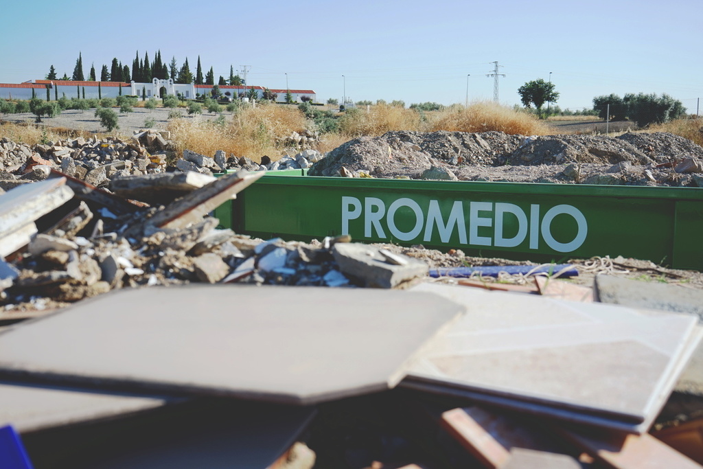 Promedio pone en marcha un nuevo servicio para facilitar el tratamiento de escombros