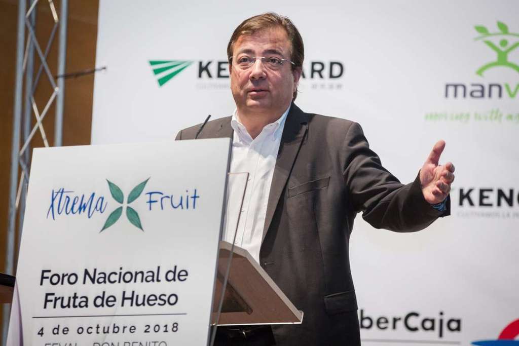 Fernández Vara valora el papel del productor en la cadena alimentaria y la importancia del campo como sector que fija población