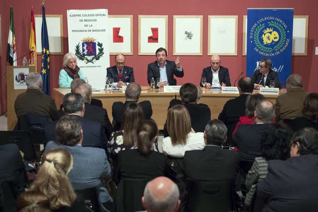 El presidente de la Junta destaca el trabajo de las instituciones para preservar el acervo cultural de Extremadura