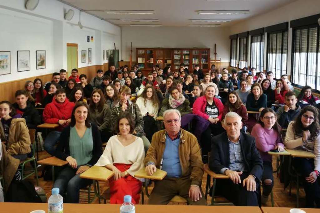 Interior y la Junta llevan el testimonio directo de las víctimas del terrorismo a 36 centros de educación secundaria de Extremadura