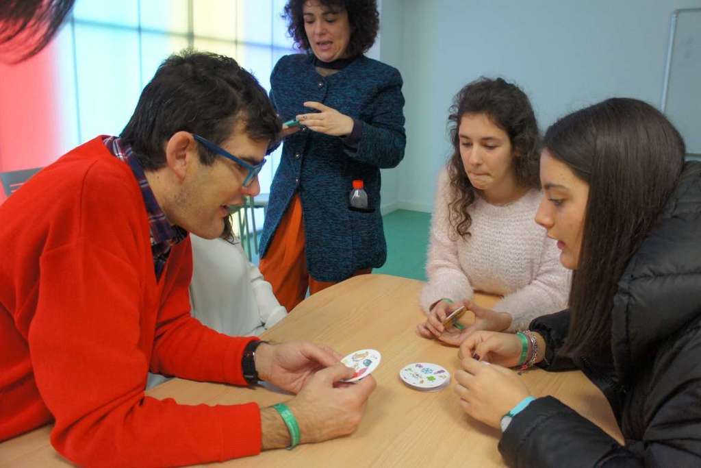 Felipe González apuesta por lograr la igualdad real de la juventud con discapacidad intelectual a través de programas como IJEX Plus